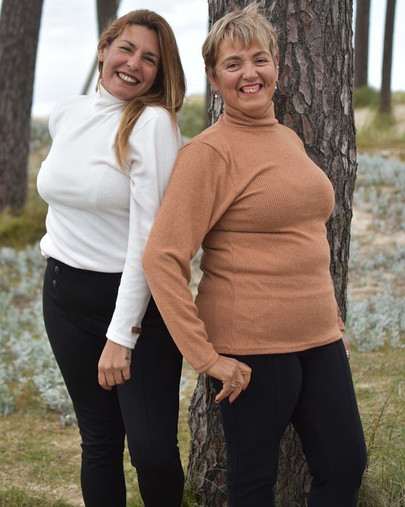 BUZO POLERA BARCELONA - Camel