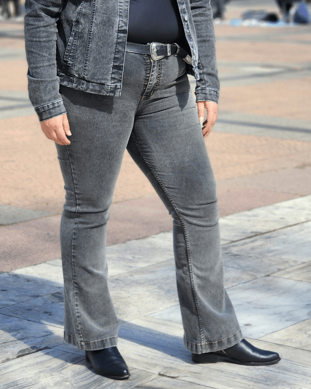 PANTALON JEAN FLARE LARGO - Gris