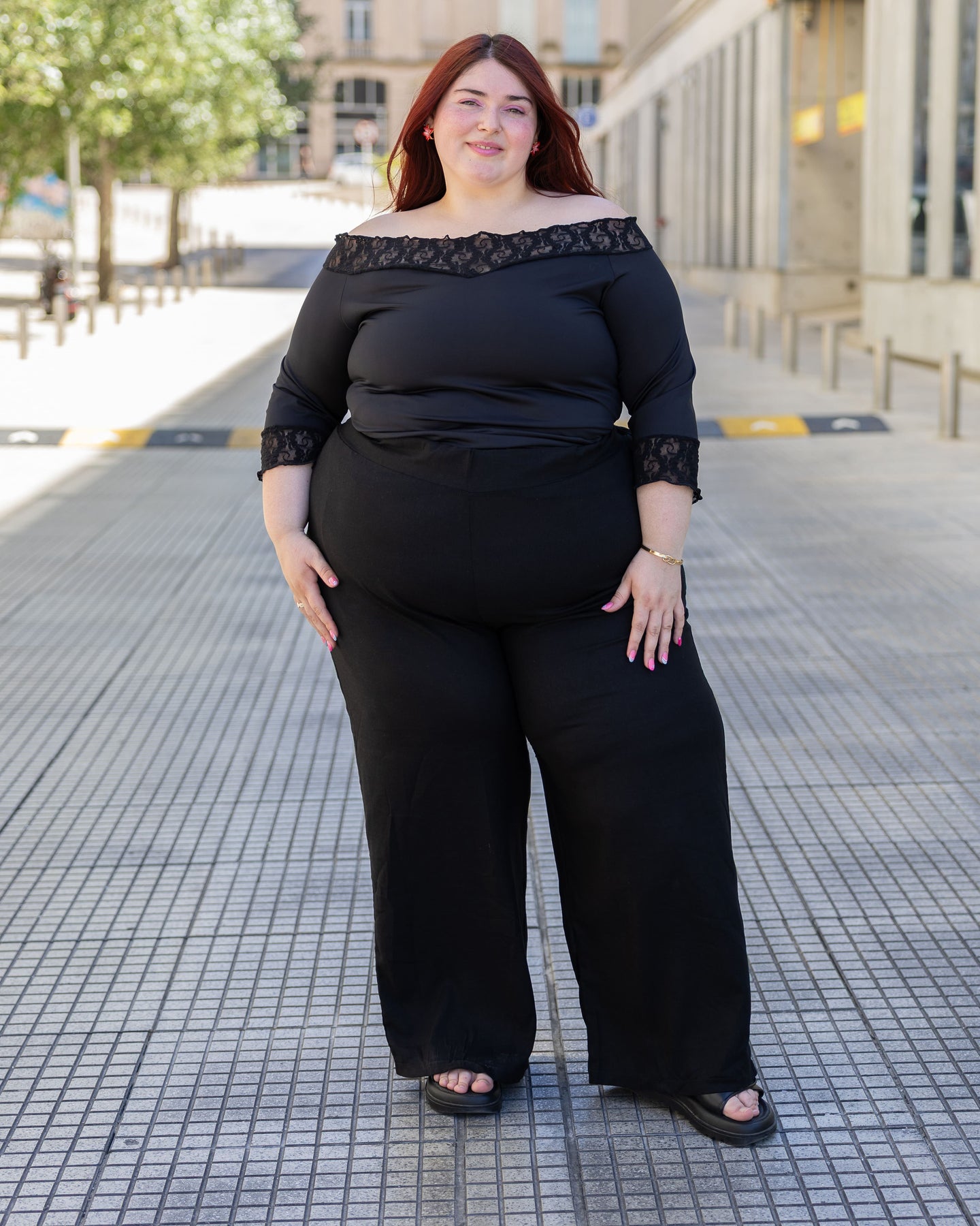 REMERA BEGONIA CON ENCAJE