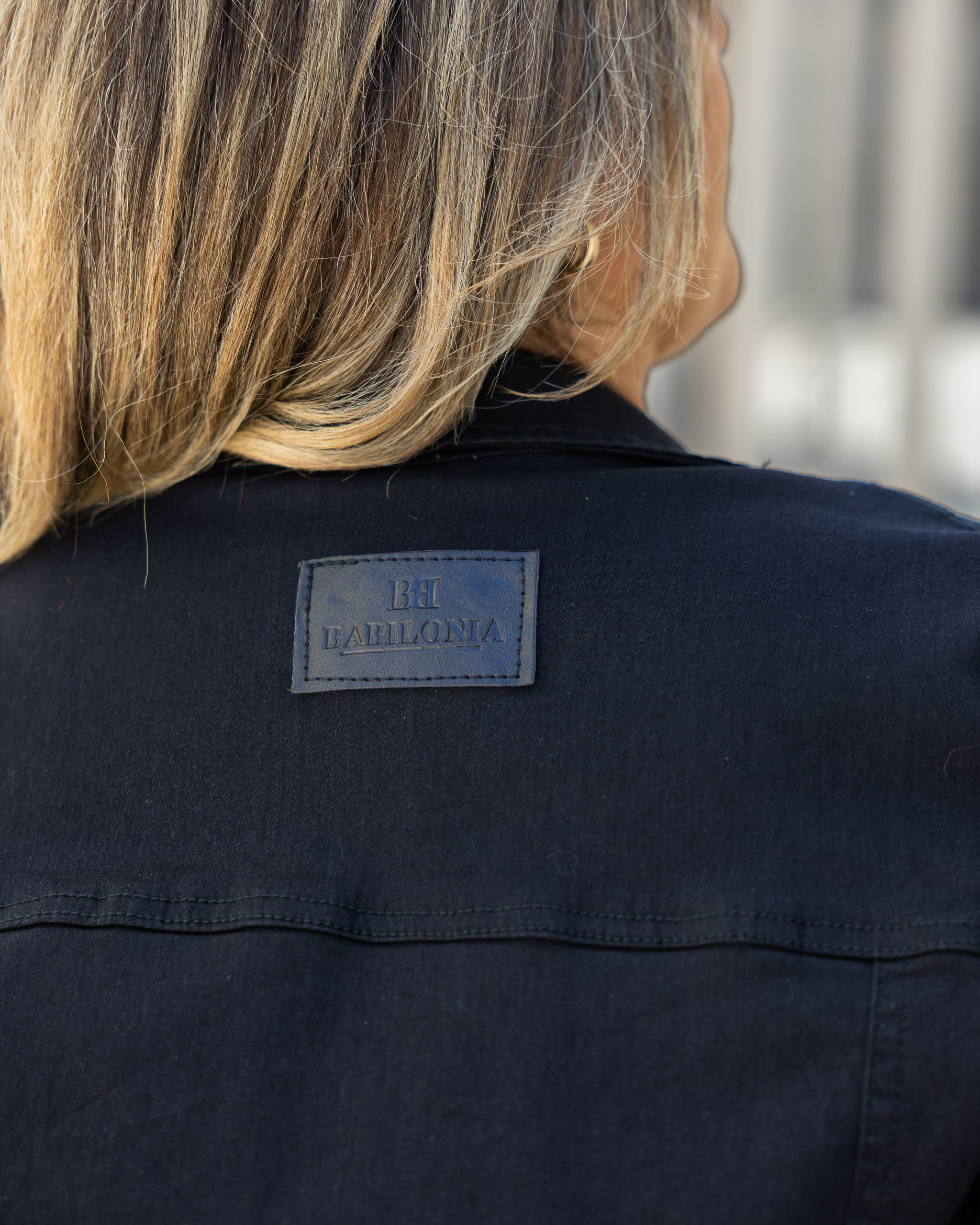 CAMPERA JEAN LONIA - Negro