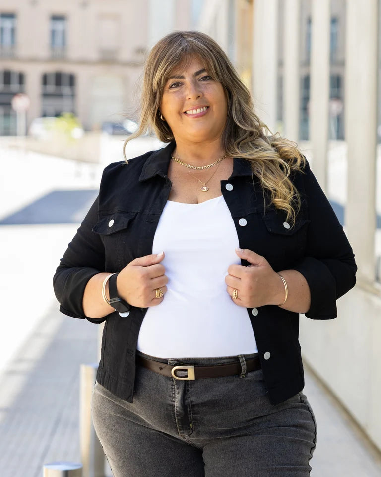 LOOK COMPLETO COSMOPOLITAN NEGRO | Jean Flare + Remera + Campera jean -🛡️COMPRA SEGURA