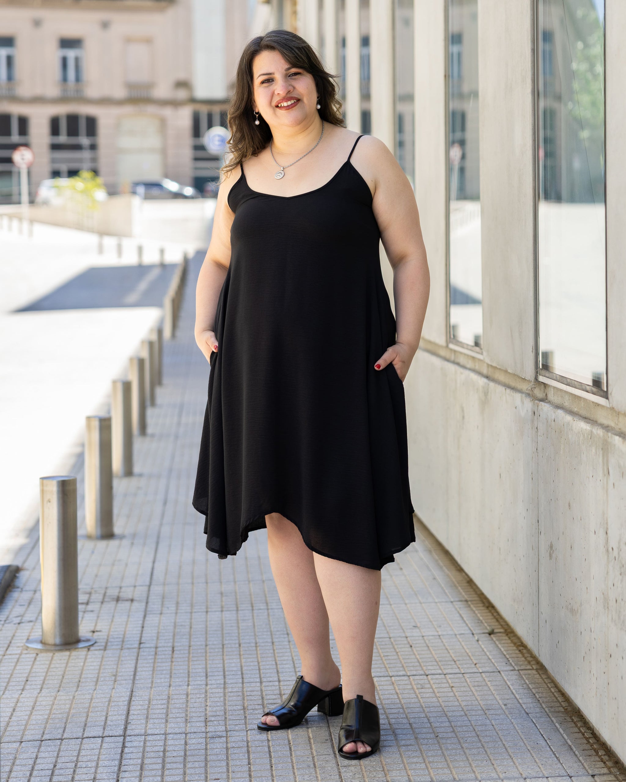 VESTIDO SOLERA - Negro