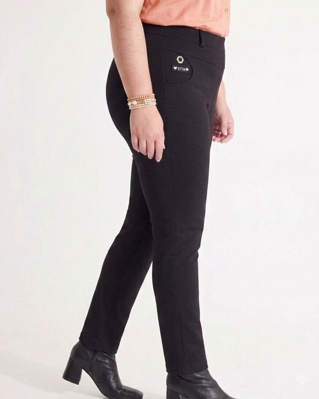 LEGGINS NEGRA SX - ⚠️Liquidación Final ❌No tiene cambio ni devolución.
