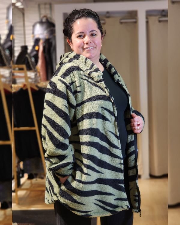 CAMPERA PIEL - Verde y Negro