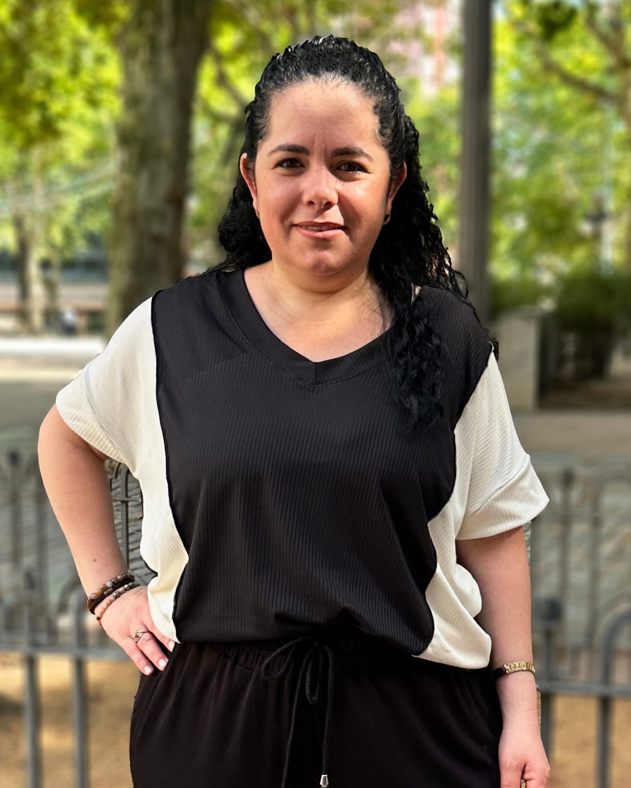 REMERA MORLEY - Negro y Manteca