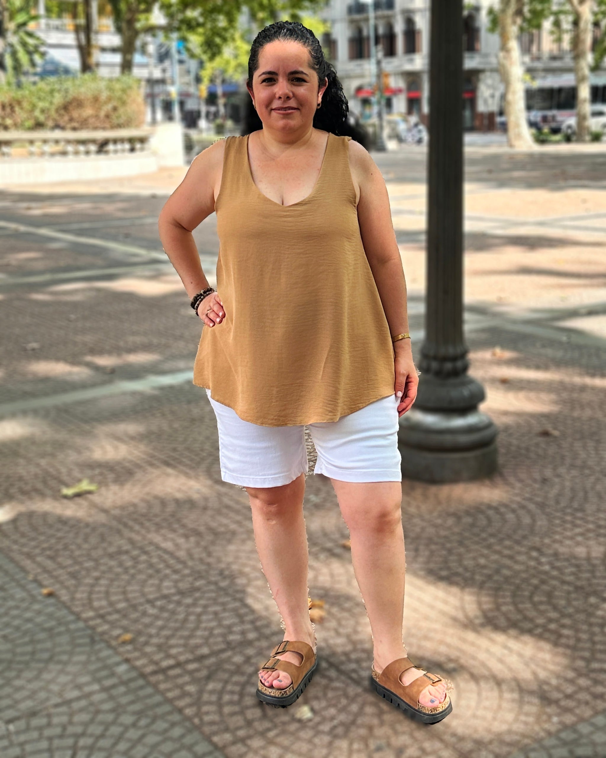 BLUSA MUSCULOSA ESENCIAL - Varios Colores