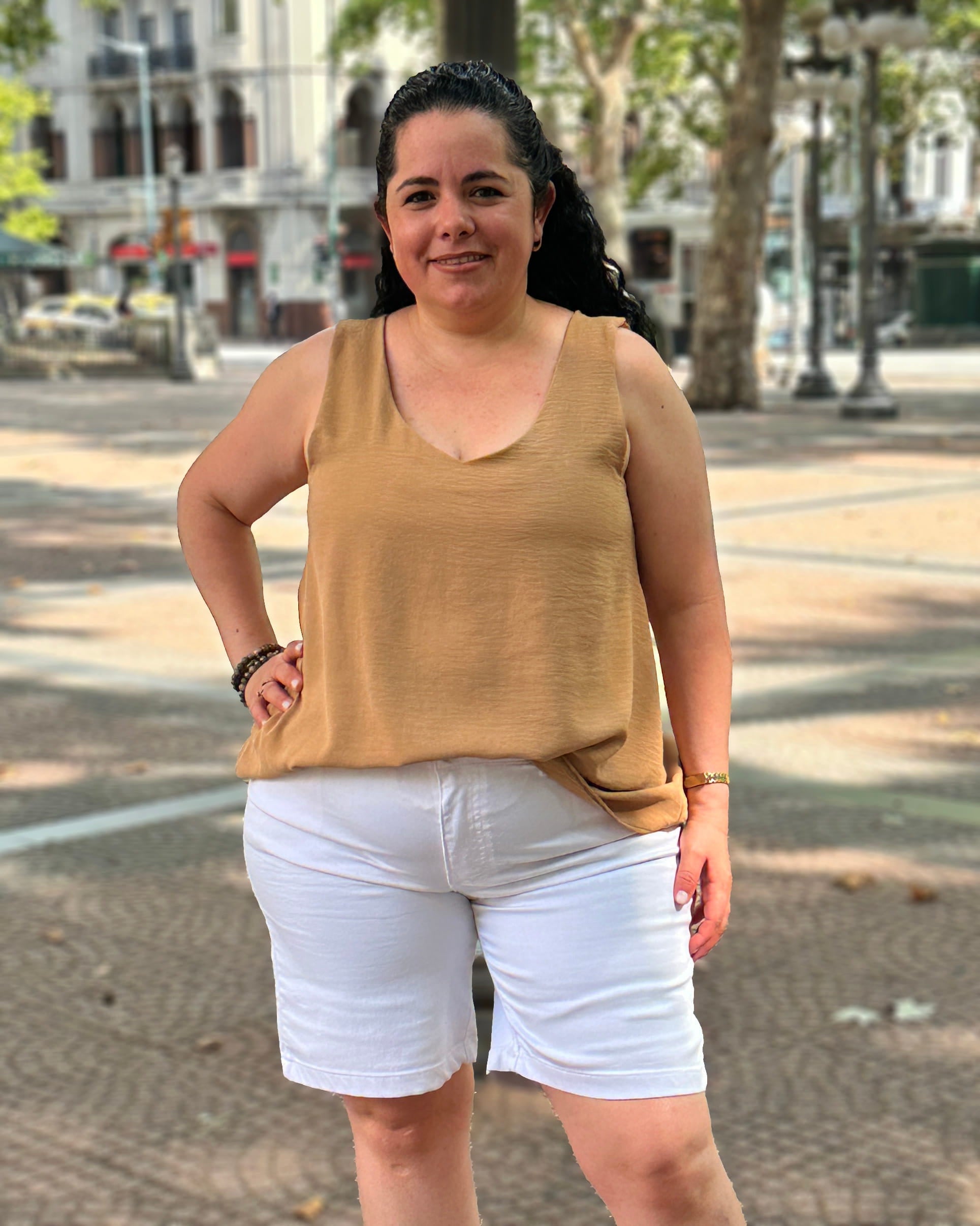 BLUSA MUSCULOSA ESENCIAL - Varios Colores