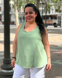 BLUSA MUSCULOSA ESENCIAL - Varios Colores