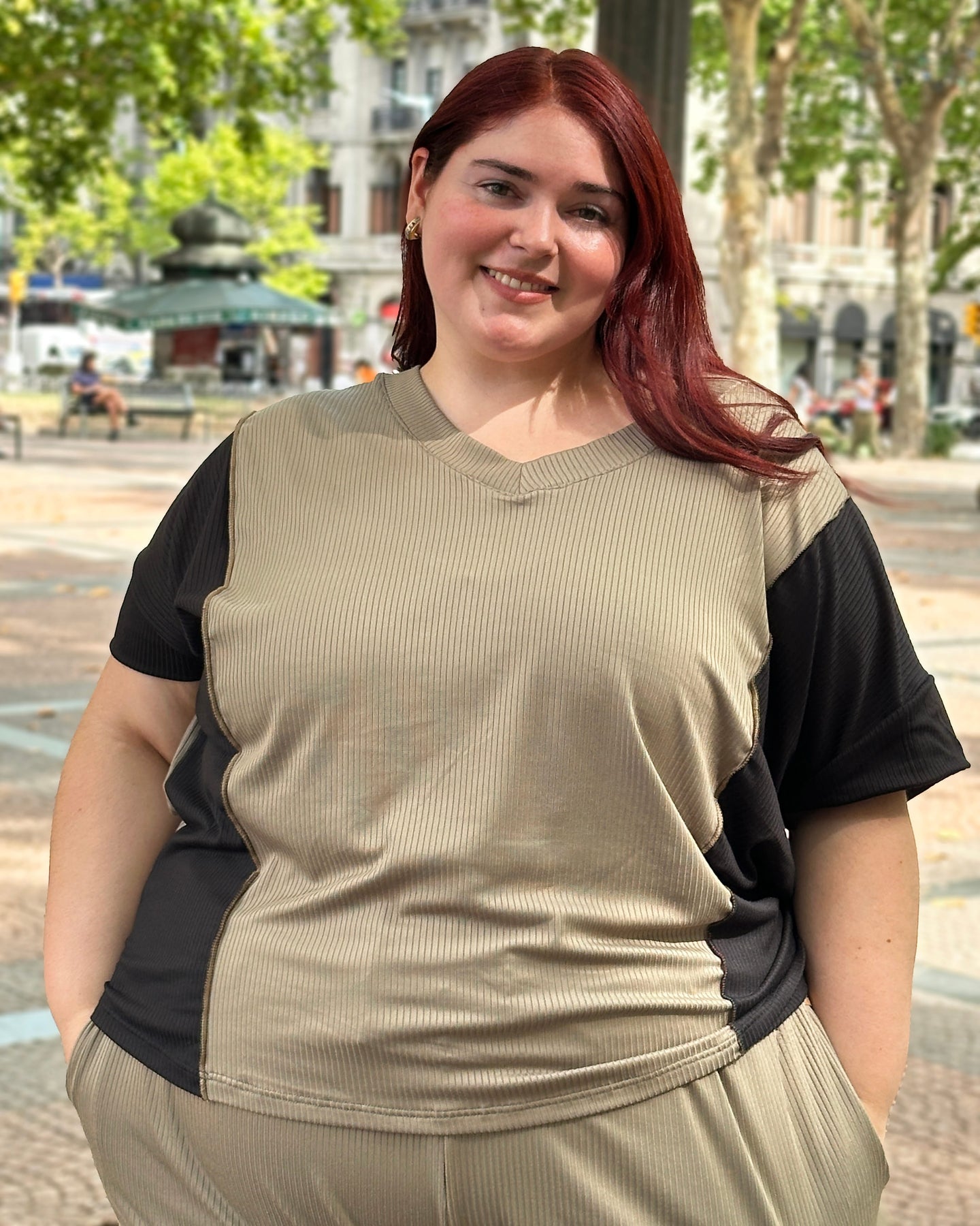 REMERA MORLEY - Verde Musgo y Negro