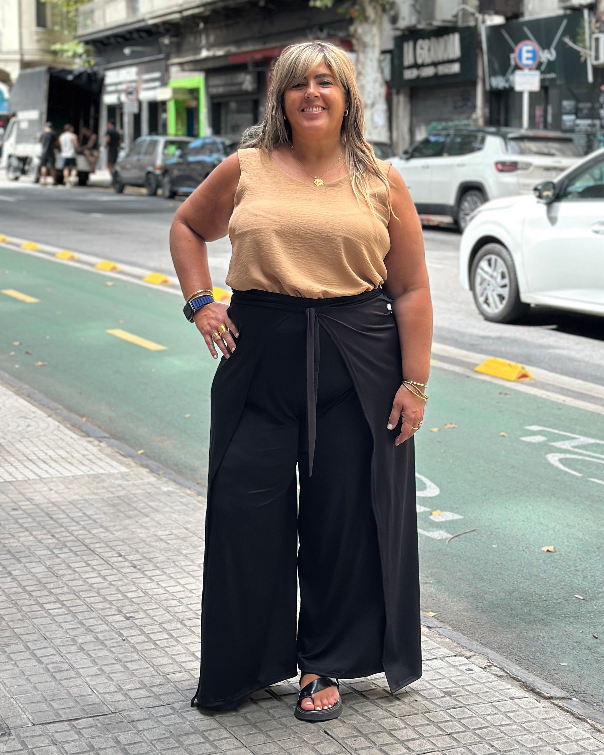 PANTALÓN CRUZADO FLORIPA - Negro