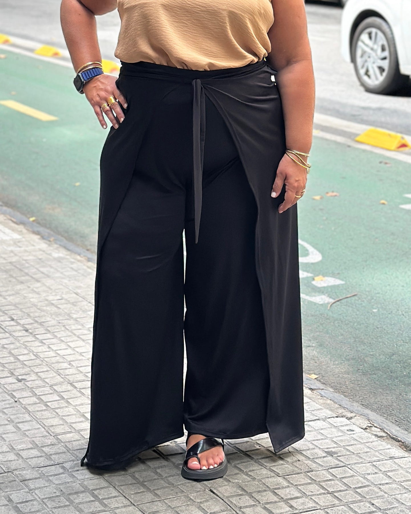 PANTALÓN CRUZADO FLORIPA - Negro