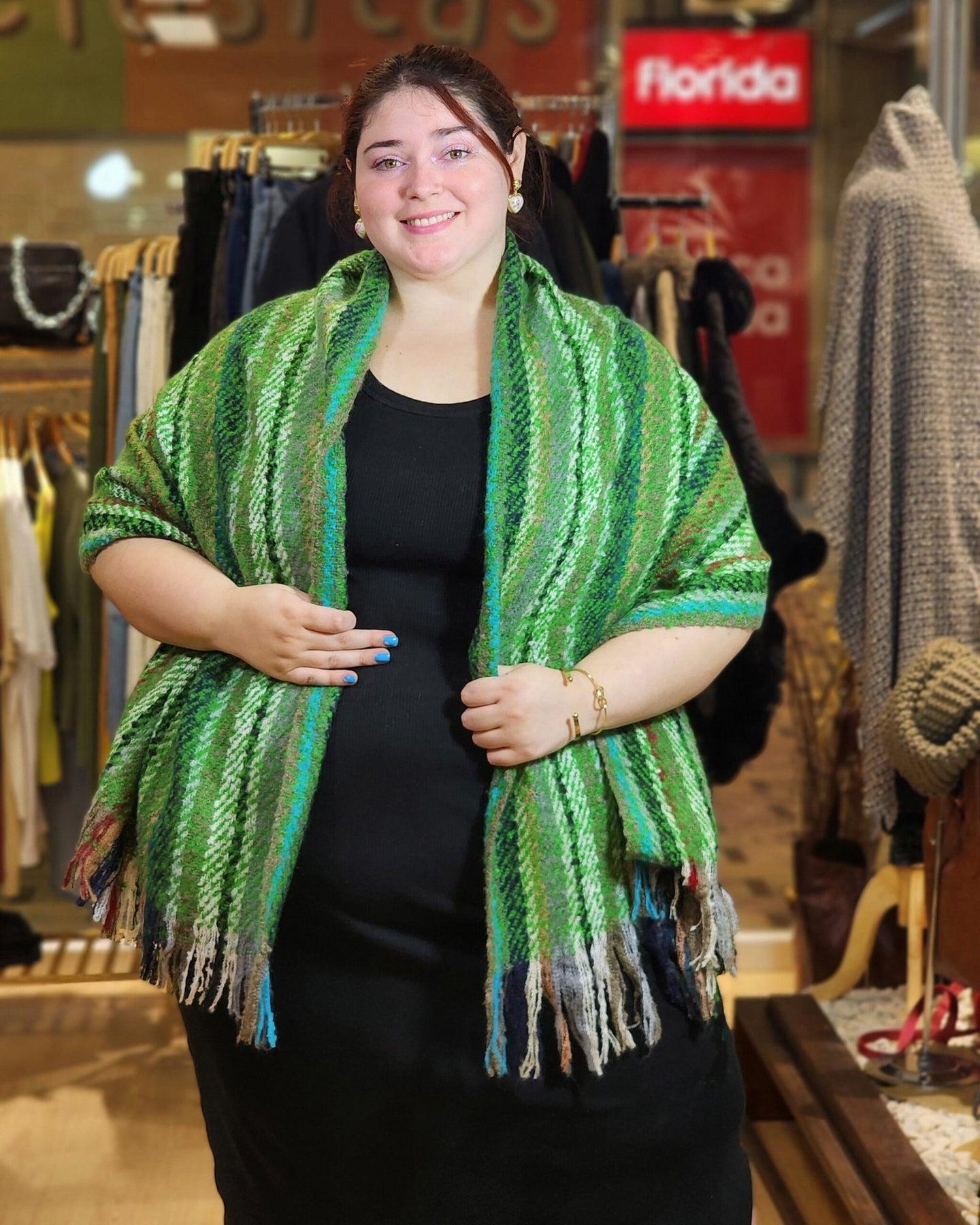 Pashmina "ESMERALDA" - 20% OFF contado o transferencia $790