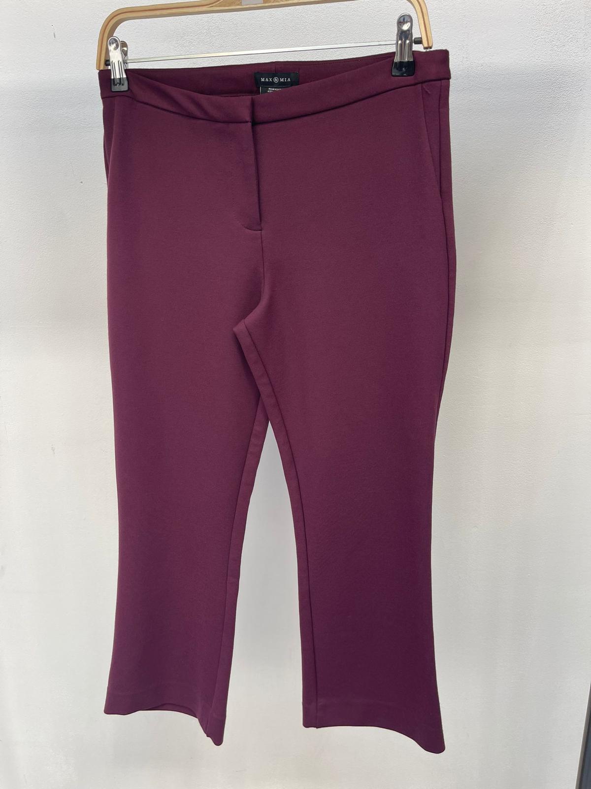 PANTALÓN CAPRI BORDEAUX - ⚠️Liquidación Final  ❌No tiene cambio ni devolución.