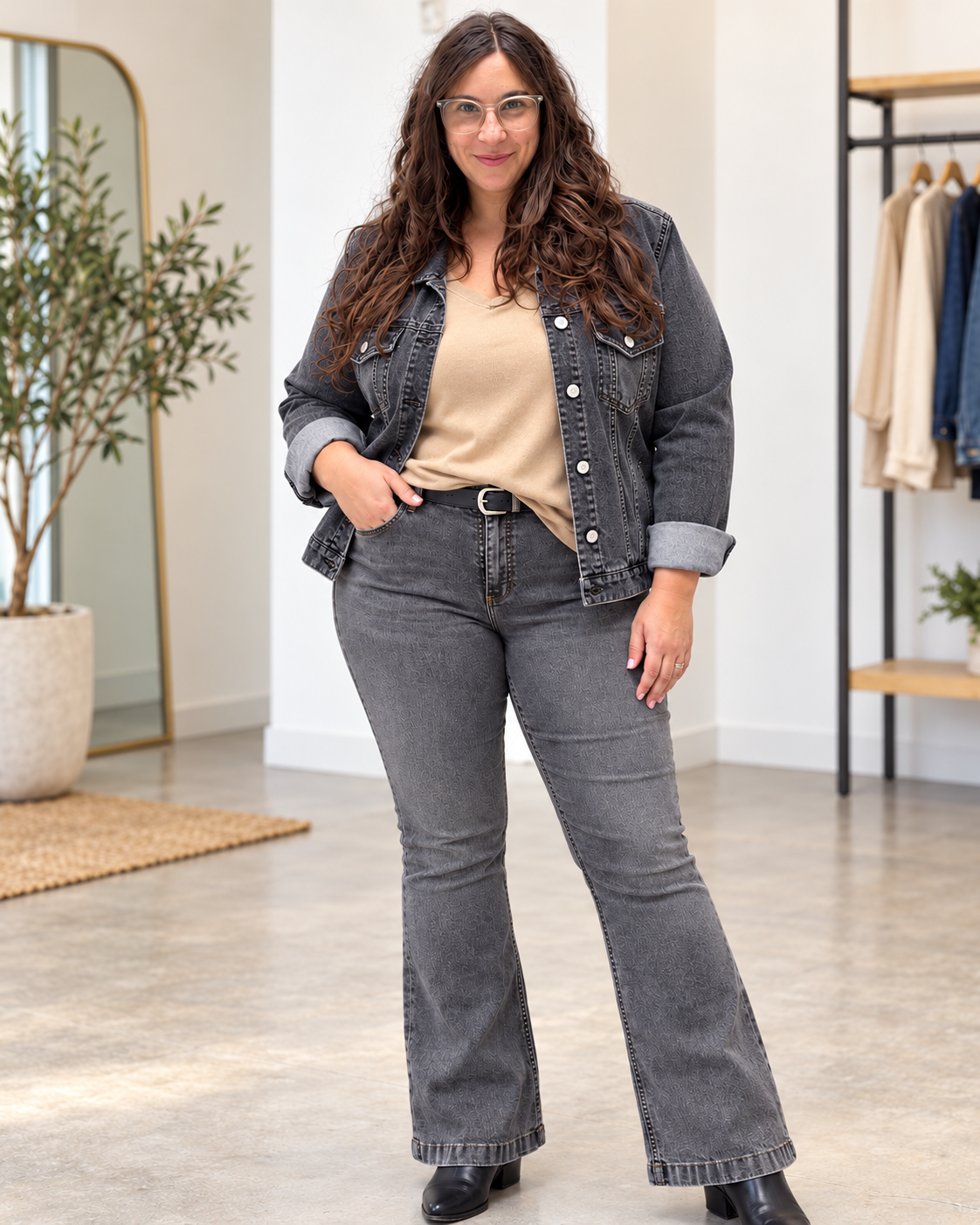 LOOK COMPLETO COSMOPOLITAN GRIS | Jean Flare + Remera + Campera jean -🛡️COMPRA SEGURA