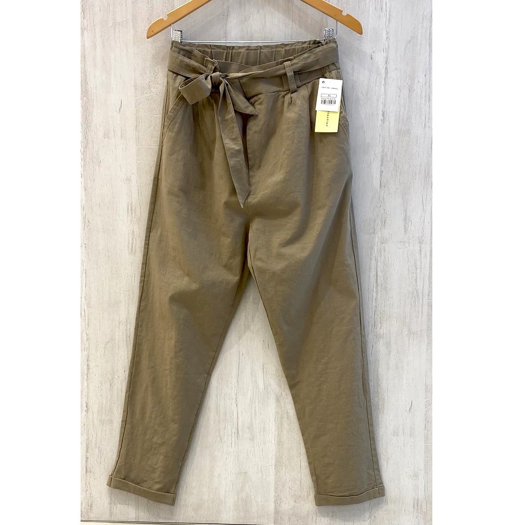 Pantalón Lino Con Lazo Tiro Alto