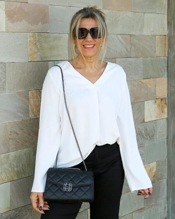 Blusa "PINZA" -  20% OFF contado o transferencia $1592 - Imagen 3