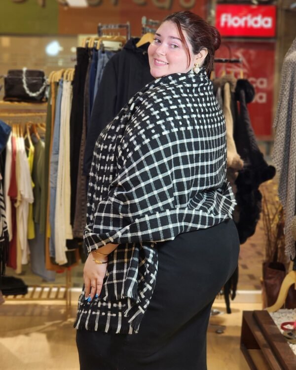 Pashmina "CUADROS" - 20% OFF contado o transferencia $790 - Imagen 2