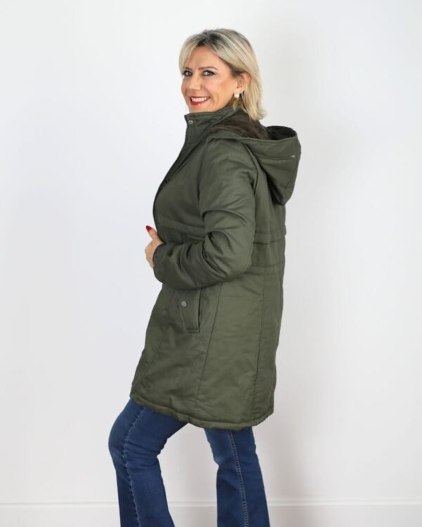 Parka "EVERYDAY" - 20% OFF contado o transferencia $1440 - Imagen 2