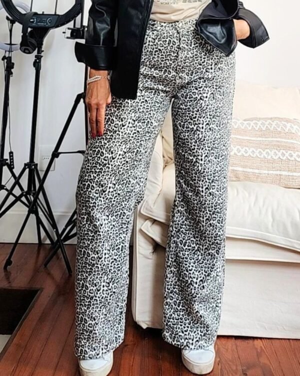 Pantalón Jean Wide Leg Animal Print