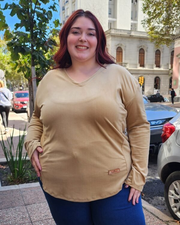 Remera "SIRENA SAND" - 23% OFF contado o transferencia $999 - Imagen 3