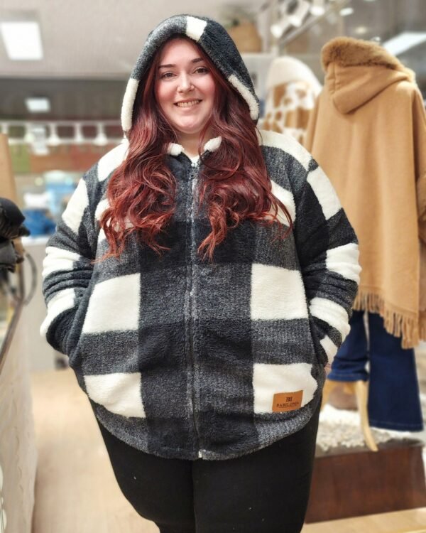 Campera Piel "BLACK & WHITE" - 15% OFF contado o transferencia $1950 - Imagen 5